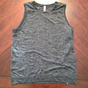 EUC! Lululemon Breeze By tank size 8